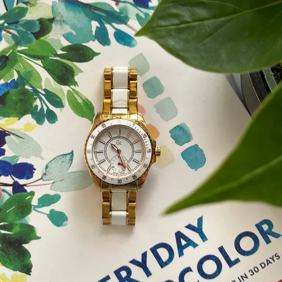 Guess collection white ceramic watch cheap